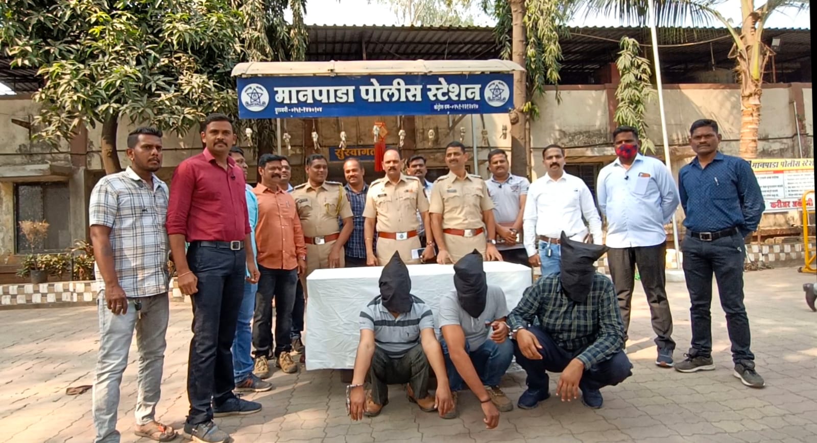 वृद्धाचे अपहरण करणाऱ्या तिघांना मानपाडा पोलिसांनी केली अटक