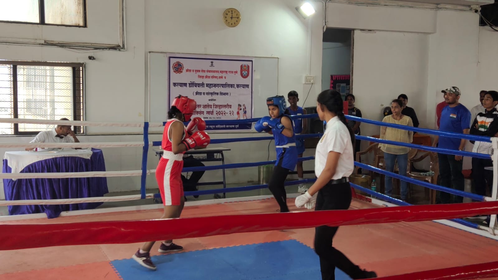 आर्य गुरुकुल स्कूलने आंतर शालेय जिल्हास्तरीय बॉक्सिंग स्पर्धेसाठी उपलब्ध करून दिले बॉक्सरिंग